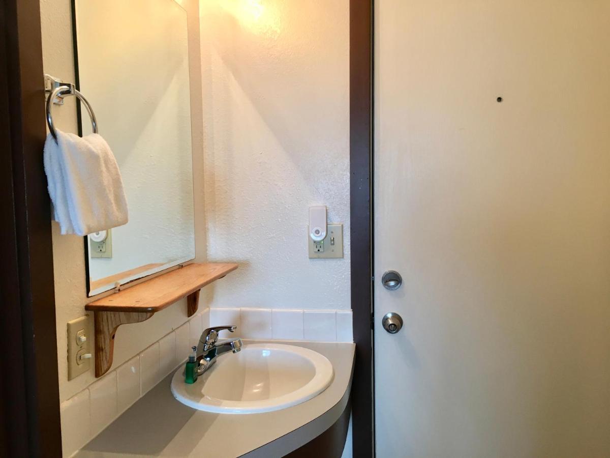 The Tradewinds Condo/Hotel Seaside Chambre photo
